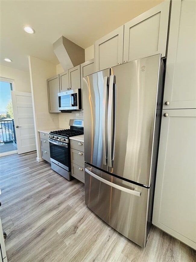 Photo - 2 bedroom 2 bathroom Brand New Triplex! Unit C