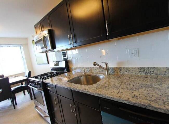 Photo - 202 Freeman St Unit 9