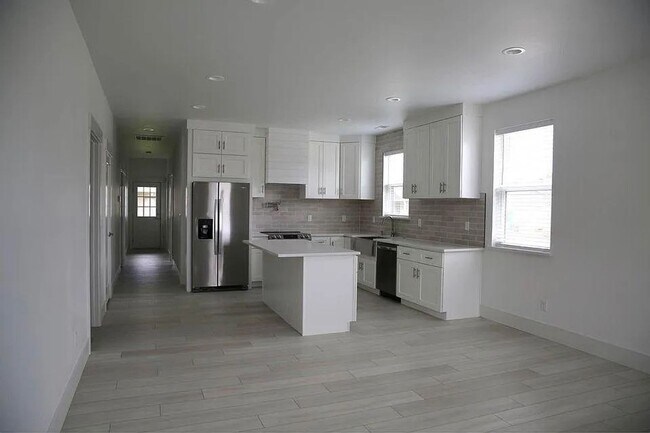 Photo - Modern Duplex for Rent