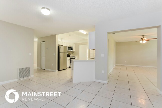 Photo - 1679 April Ave