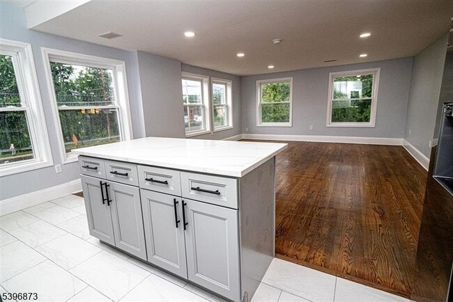 Photo - 10 Codington Pl