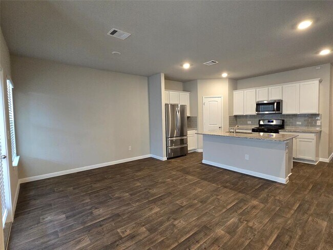 Photo - 13916 Mamie Eisenhower Rd