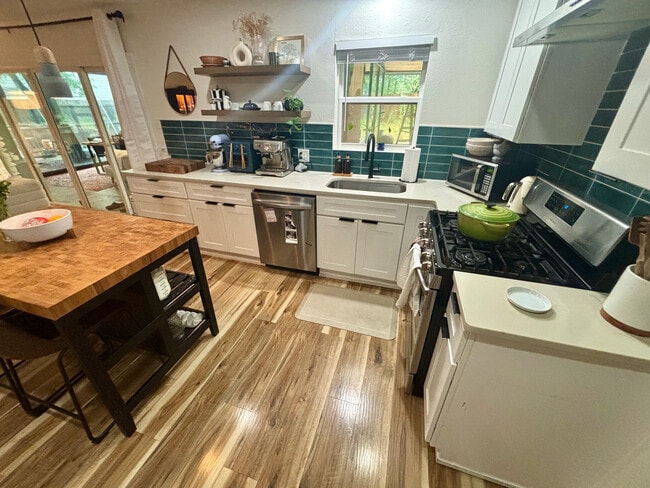Photo - 2409 Princeton Dr