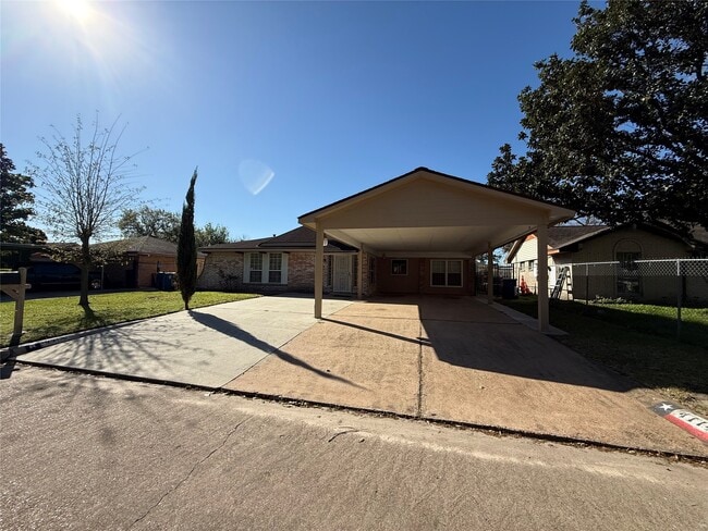 Photo - 4114 Connorvale Rd