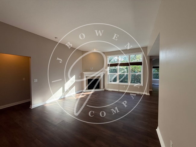 Photo - Beautiful  3-4 bedroom Sylvania Villa with...