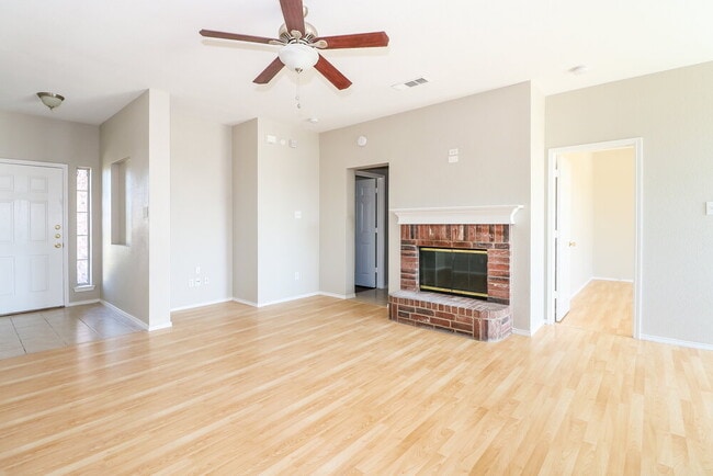 Photo - 1108 McKavett Dr