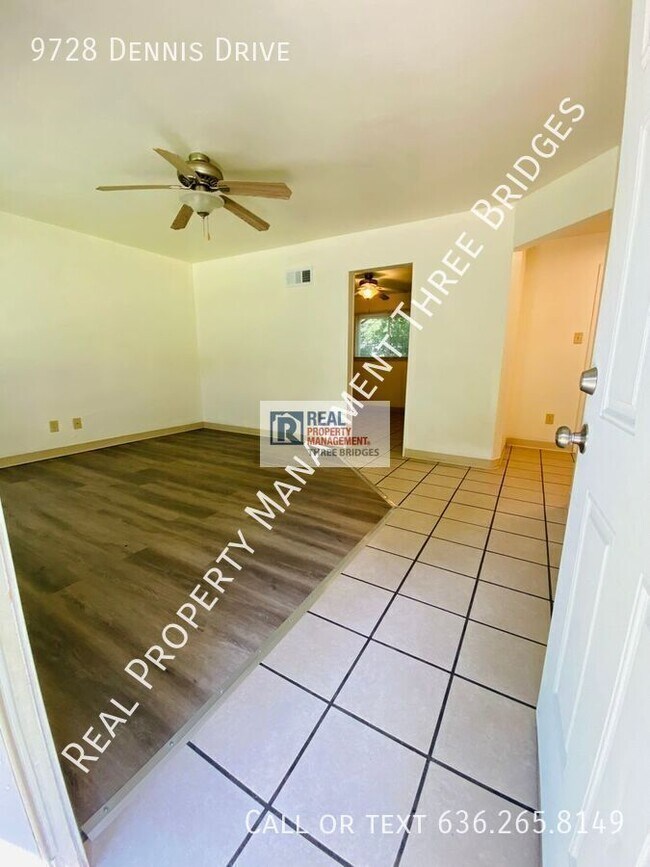 Building Photo - 9728 Dennis Dr Rental