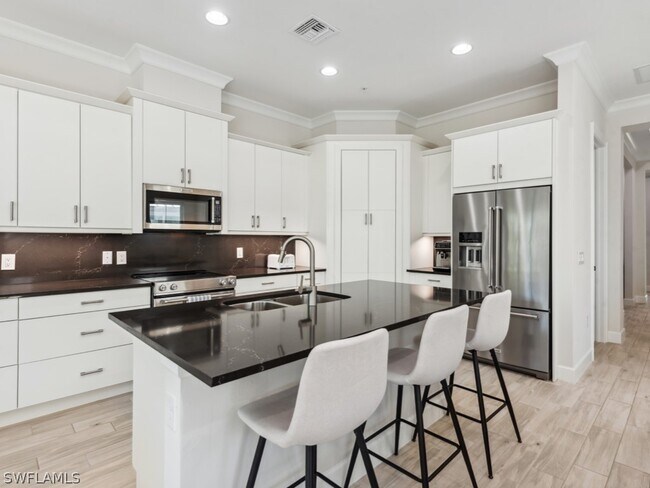 Photo - 6509 Dominica Dr Unit 201