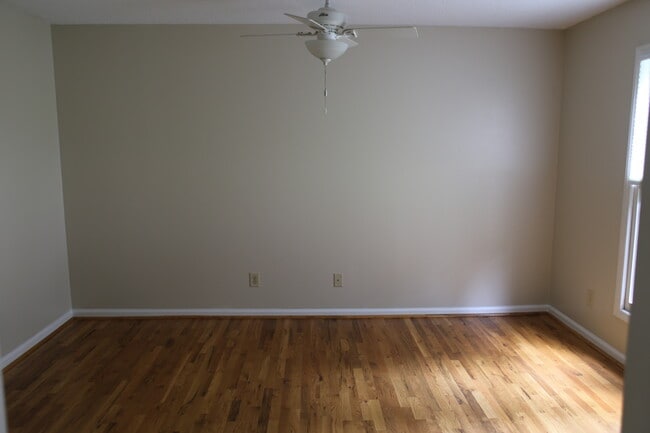 Living Room - 4004 Inwood Dr