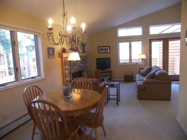 Photo - 1 Bedroom in McCloud!  2 Blocks from Incline Beach! Unit 160