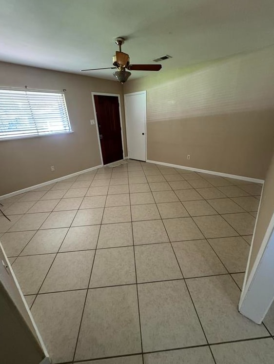 Photo - 165 Smelker Ave