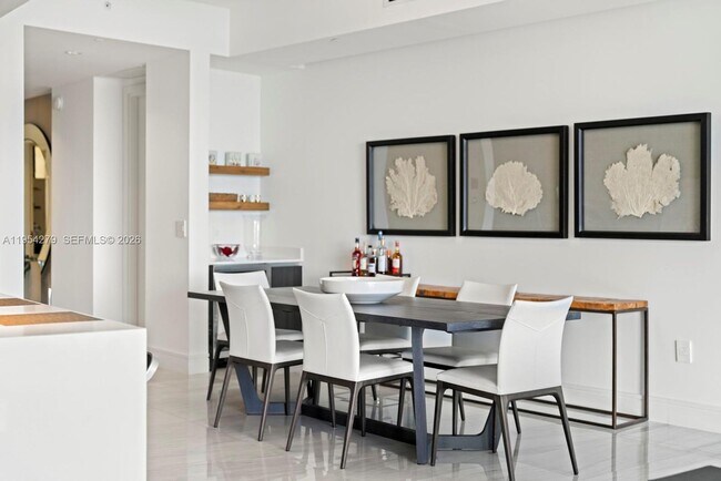 Photo - 3300 NE 188th St