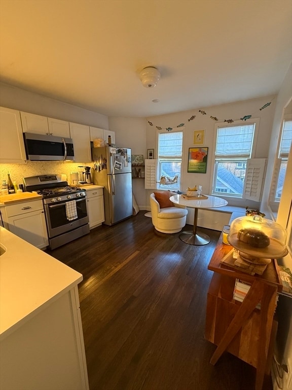 Photo - 14 Warwick St