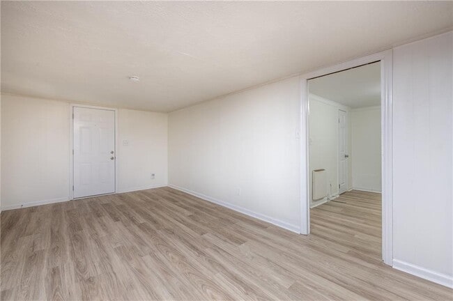 Photo - 3454 Rockbridge Rd SW