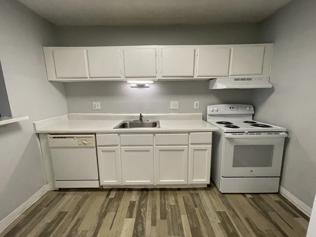 Photo - New Management, New Lifestyle – Luxurious ...