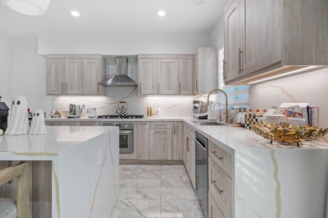 Photo - 16485 Nicklaus Dr