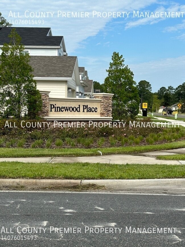 Photo - 2919 Lucille Ln