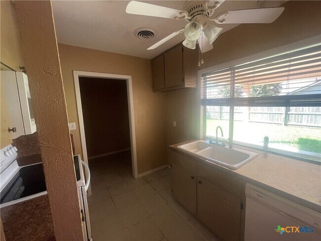 Photo - 301 Richmond Rd Casa