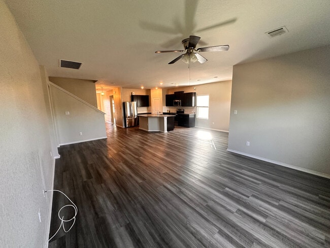 Photo - Room in House on Daisy Meadow