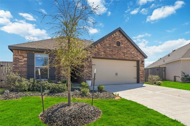 Photo - 30843 Boxwood Dr