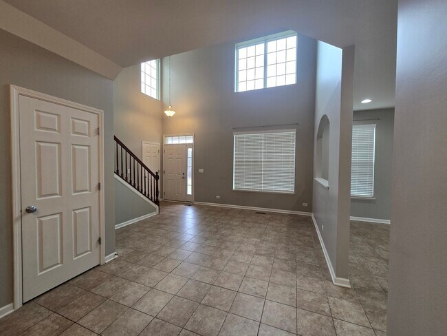 Photo - 460 S Jade Ln