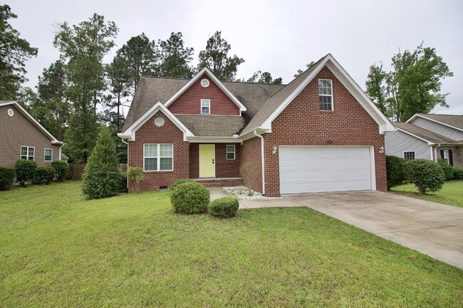 Photo - Great 3 bed + bonus house in Aberdeen