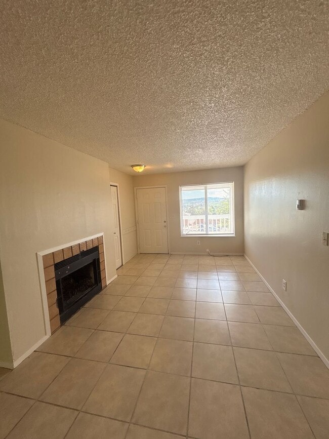 Photo - 2906 Straus Ln Unit A