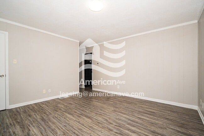 Photo - 4127 Oakdell Ave