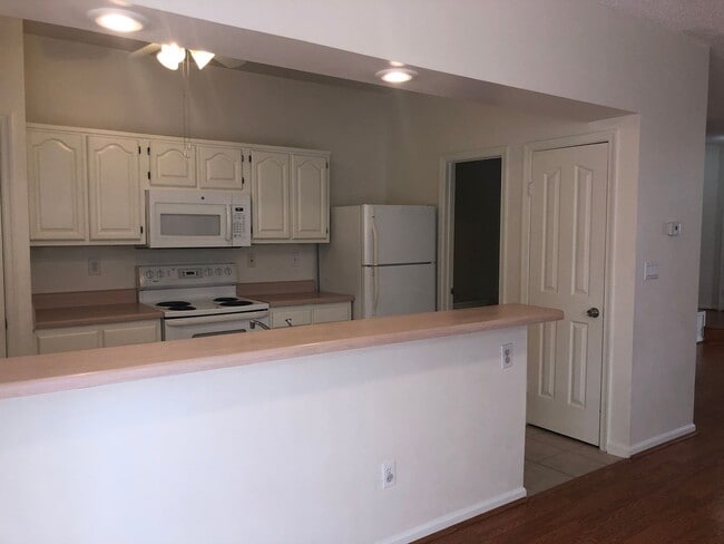 Photo - 4841 Strand Dr