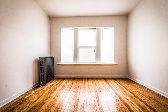 Photo - 6748 S Blackstone