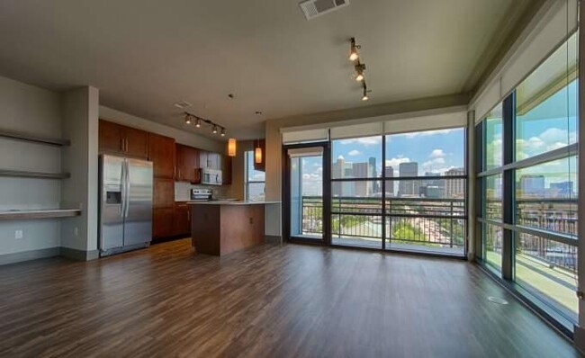 2 bedroom in Houston TX 77006 Condo Unit 2006 - Condo for Rent in ...