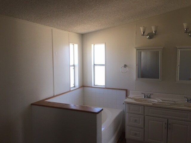 Photo - Cute Country Home