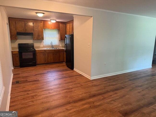 130 Golddust Ave