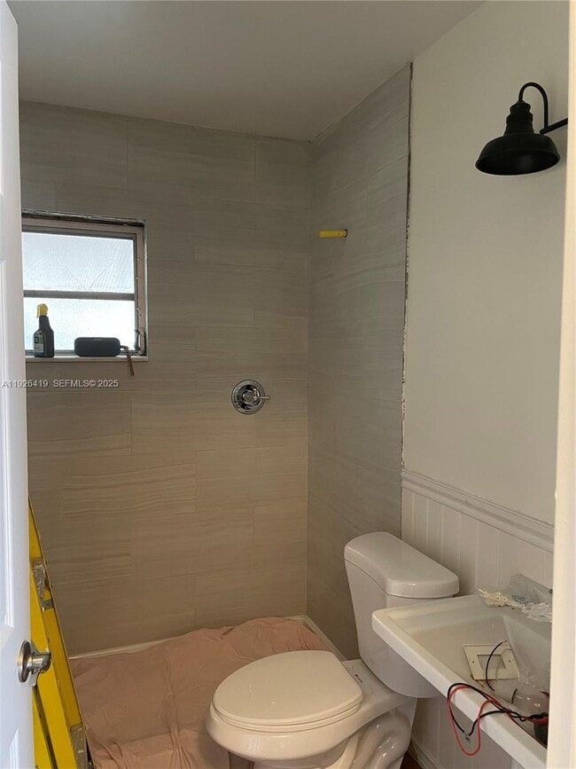 Photo - 1644 Arthur St