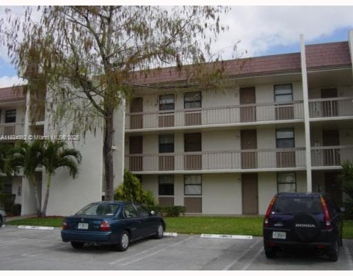 Photo - 8437 Forest Hills Dr Condo Unit 202-G