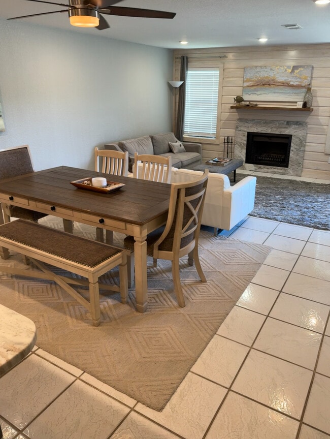 Photo - 604 Highcrest Dr Unit The Hideaway