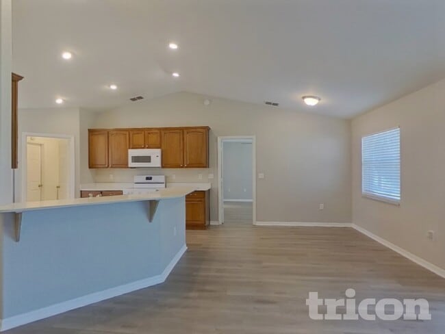 Photo - 1523 Merrimack Pkwy