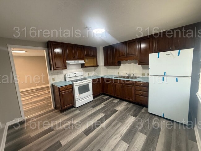 Photo - $995 - 2 bedroom / 1 bathroom - Single Family Home