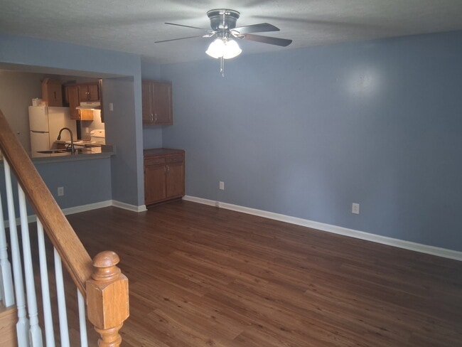 Photo - 606 Independence Ct Unit 606