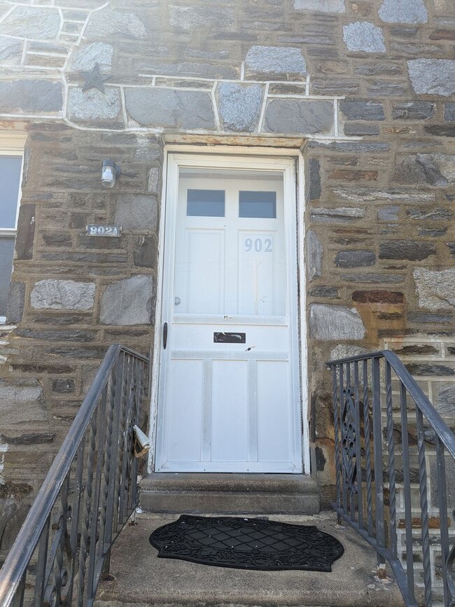Photo - 902 Magee Ave Apartment
