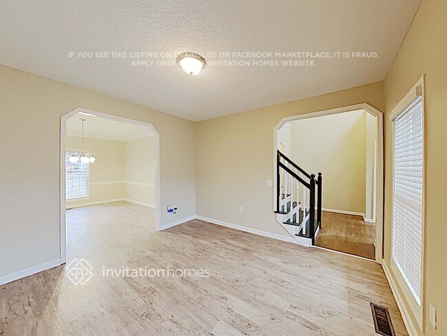 Photo - 201 Hunters Mill Dr