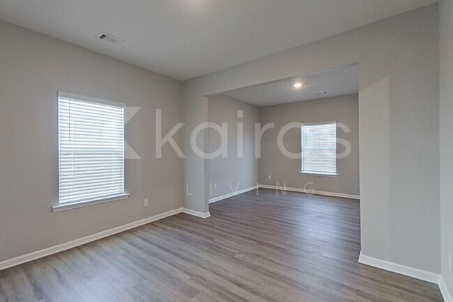 Photo - 3470 Bridgewood Dr