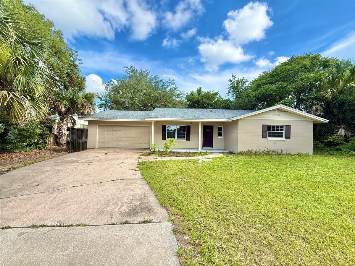 Photo - 2810 Flowertree Rd