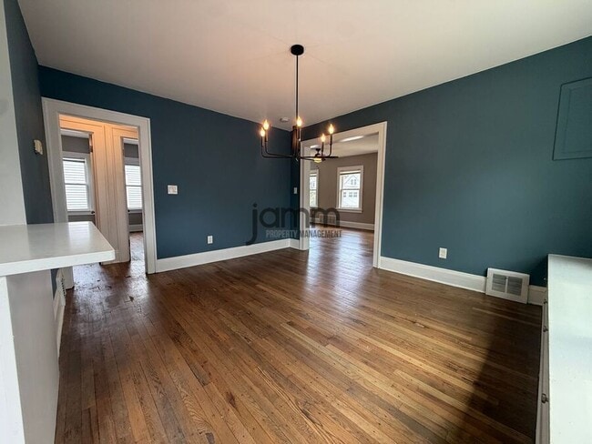 Photo - 1308 Warren Rd Unit 1308 Warren Rd Upper