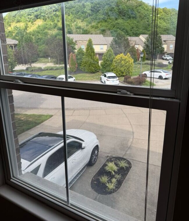 Photo - 2223 Rolling Hills Dr