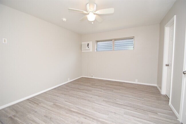 Photo - 2515 Yoakum Blvd Unit 04