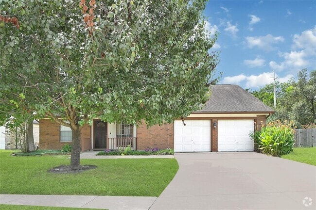 Building Photo - 2215 Saradon Dr Rental