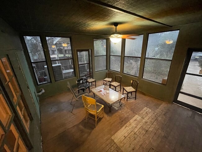 Photo - 2501 N Hughes Ave