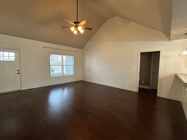 Photo - 243 Collett Rd