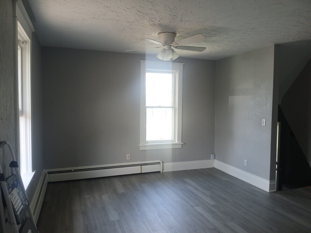 Photo - 1620 29 1/2 St Unit Apartment